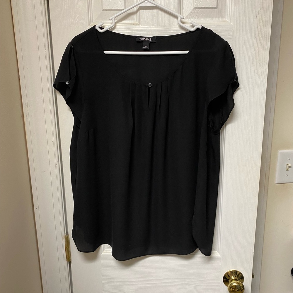 Black short sleeve blouse